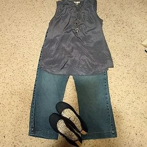 Christopher & Banks Capri's- Size 16.